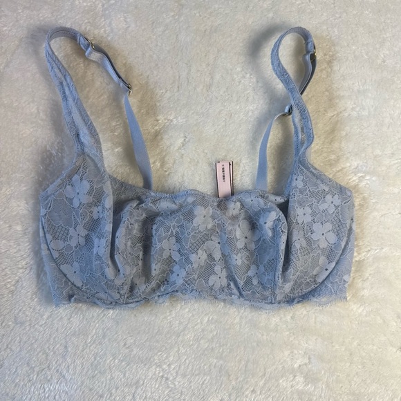 Victoria's Secret Blue Lace Underwire Bra Size 34D - Picture 1 of 7